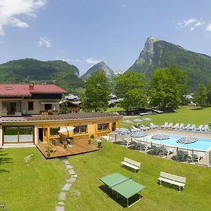 La Cour Aparthotel